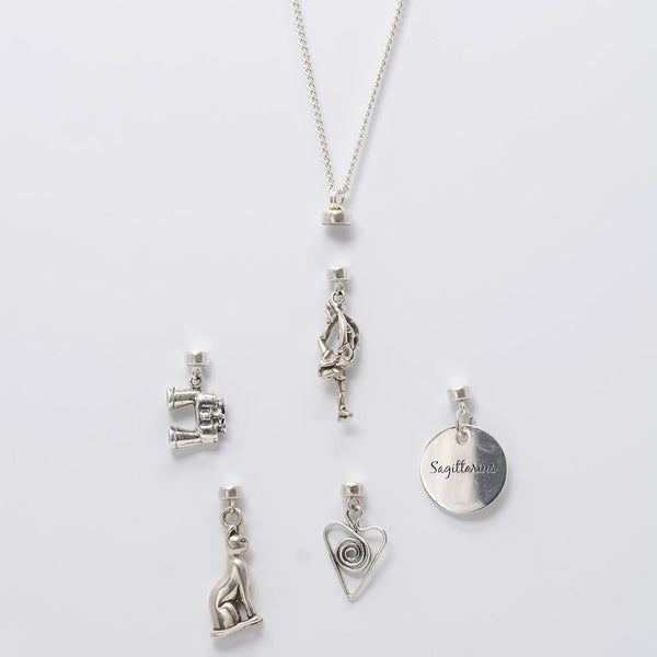 The Petite Chain